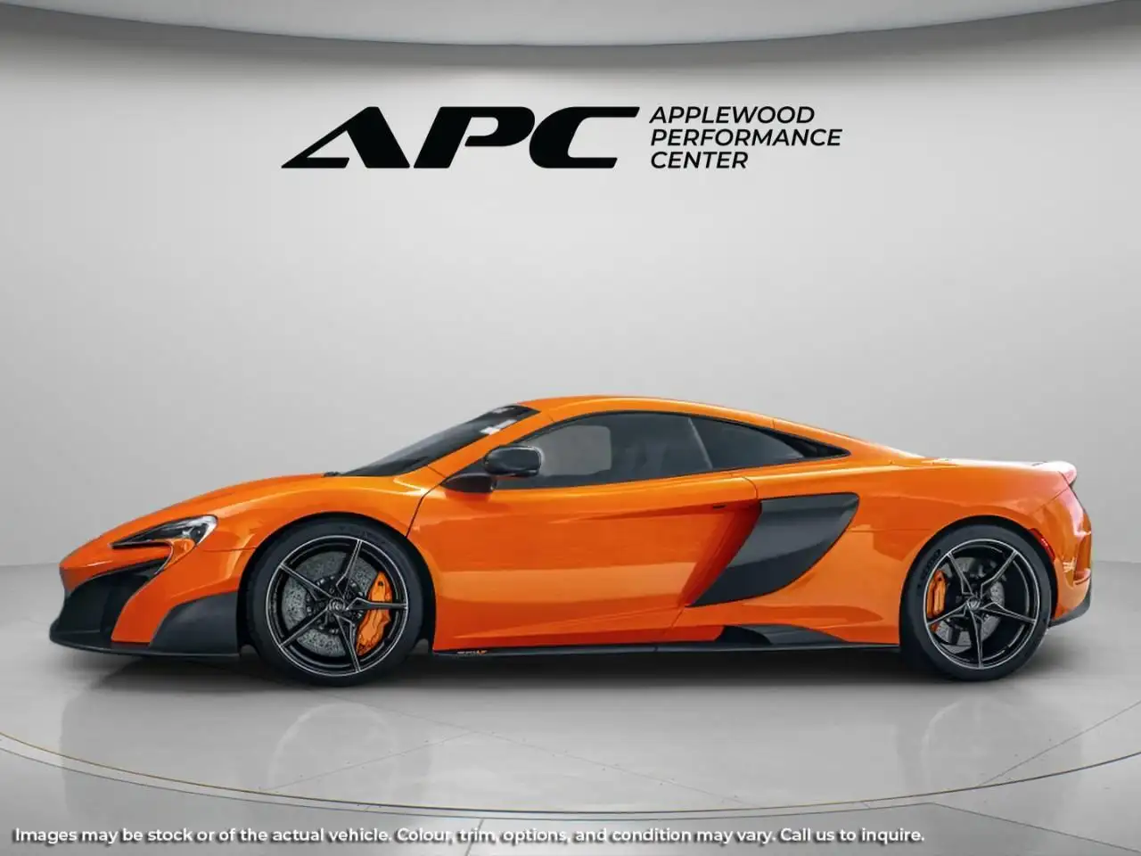 McLaren 675LT снимка McLaren 675LT