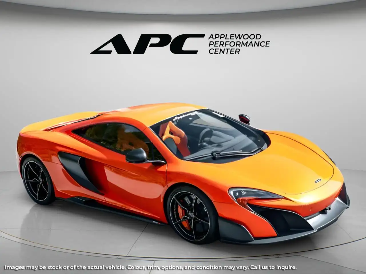 McLaren 675LT снимка McLaren 675LT
