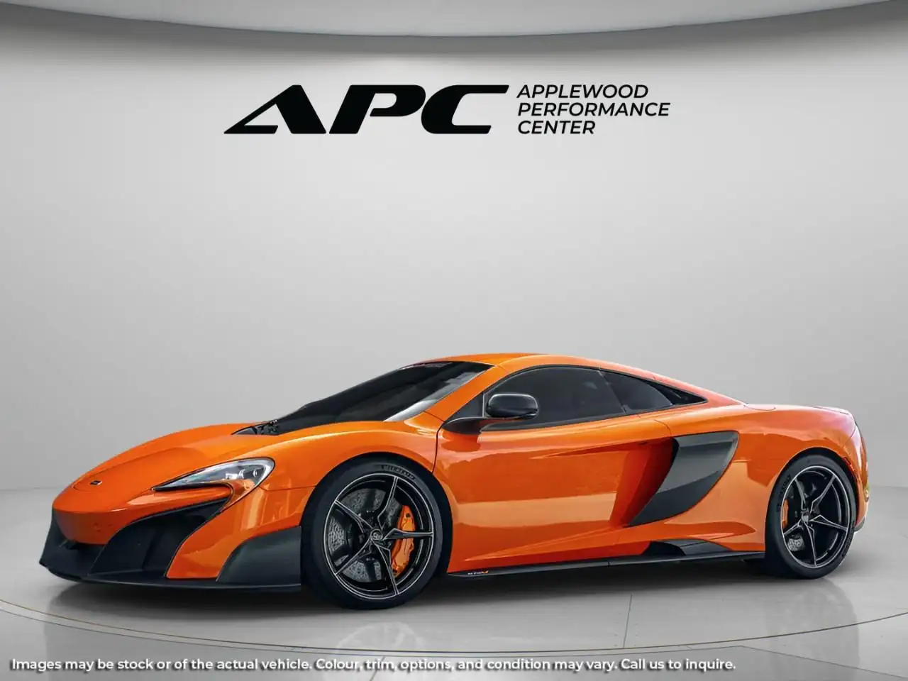 McLaren 675LT снимка McLaren 675LT