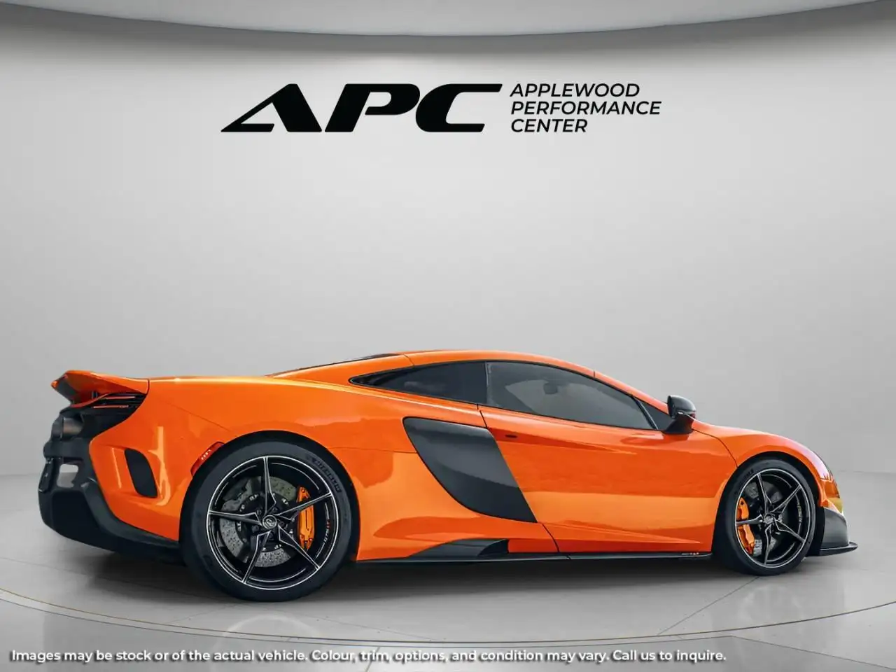 McLaren 675LT снимка McLaren 675LT