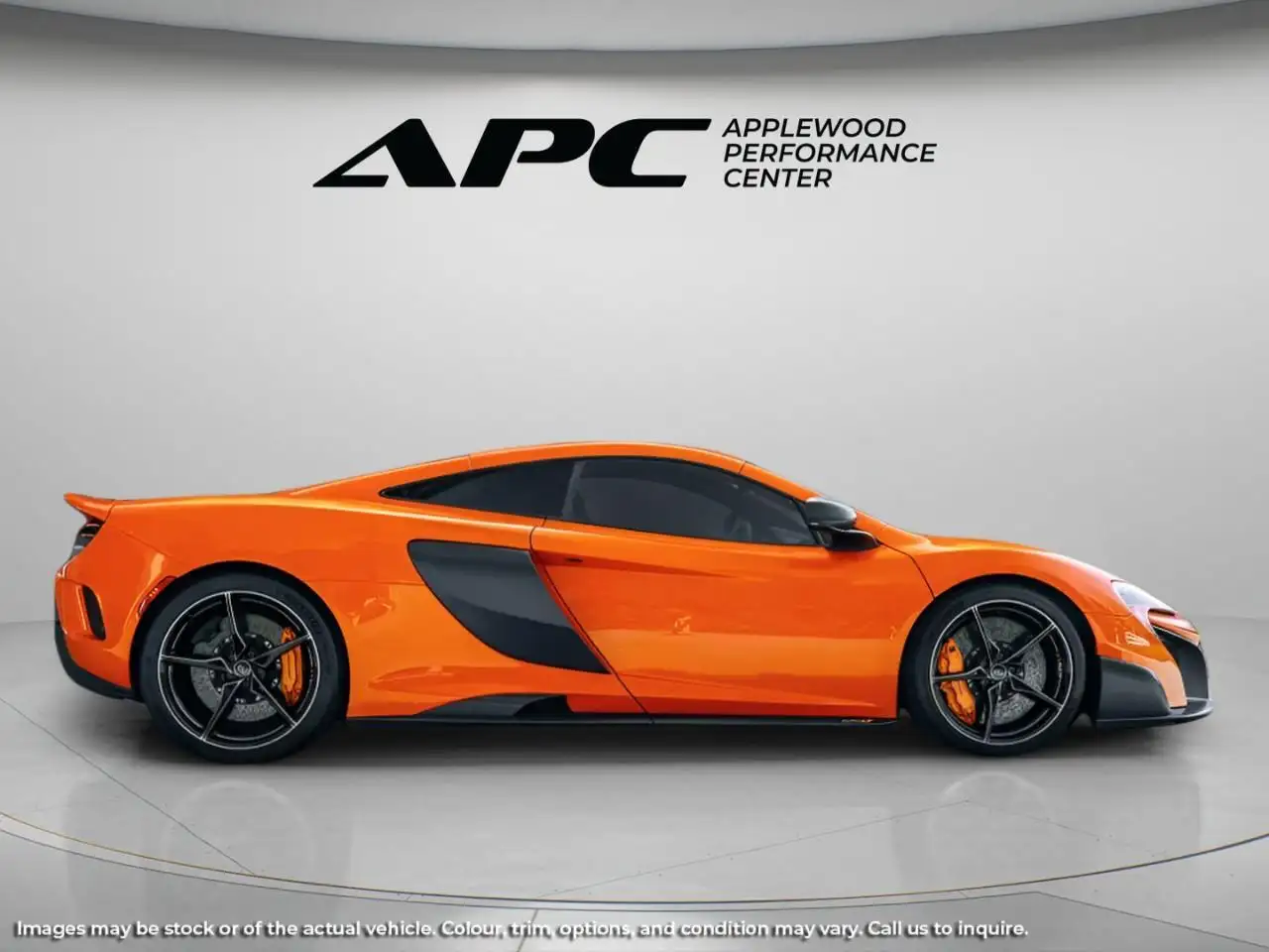 McLaren 675LT снимка McLaren 675LT