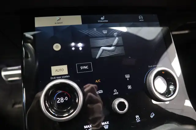 Land Rover Range Rover Evoque view 14