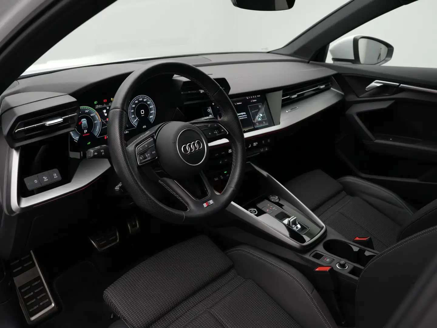 Audi A3 Sportback 40 TFSI e 204 pk S-tronic Advanced editi Blanc - 2