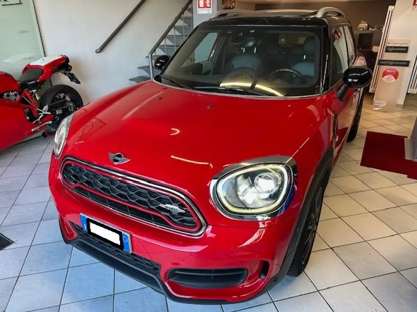 MINI John Cooper Works Countryman Mini Countryman F60 2017 2.0 all4 auto Rood - 2