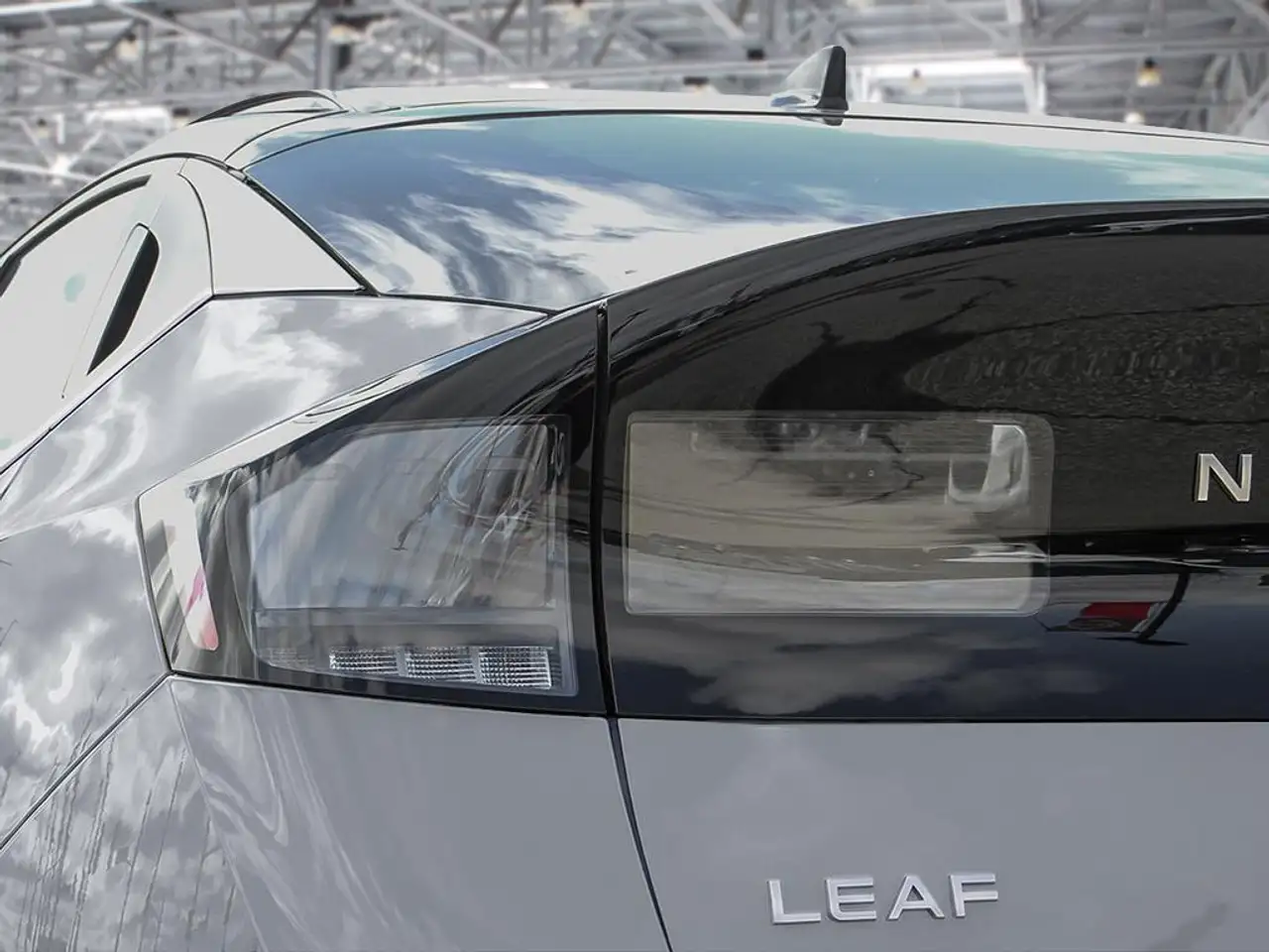 Nissan Leaf снимка Nissan Leaf