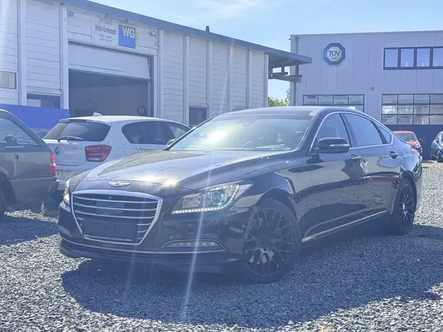 Hyundai Genesis G90 Fahrbereit Motor klackert Automatik