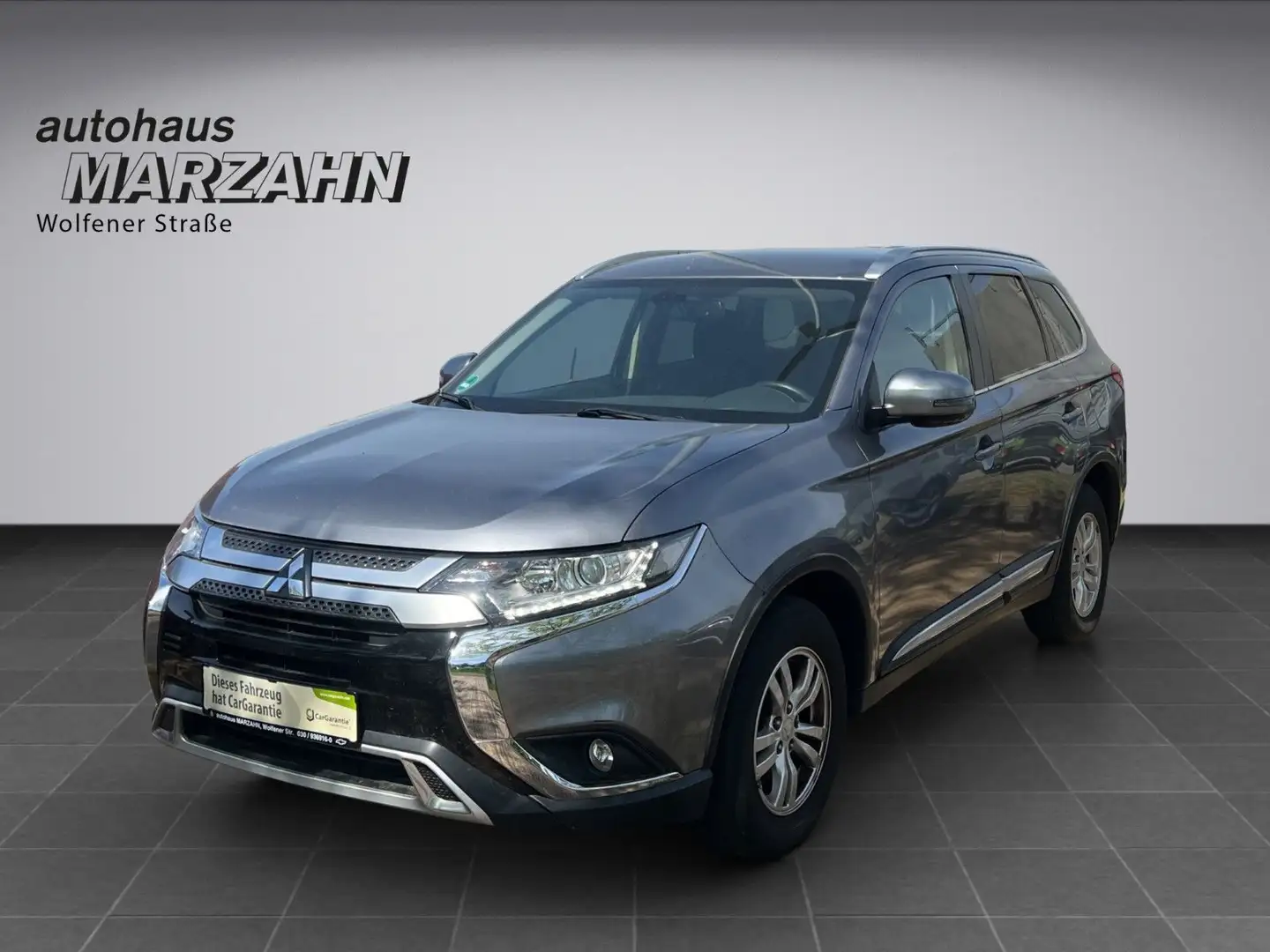 Mitsubishi Outlander 2.0 MIVEC Active 2WD CVT DAB/RFK/Navi Grau - 1