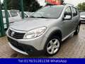Dacia Sandero 1.6 Stepway !! LPG-Gasanlage !! Klima !! Grey - thumbnail 1