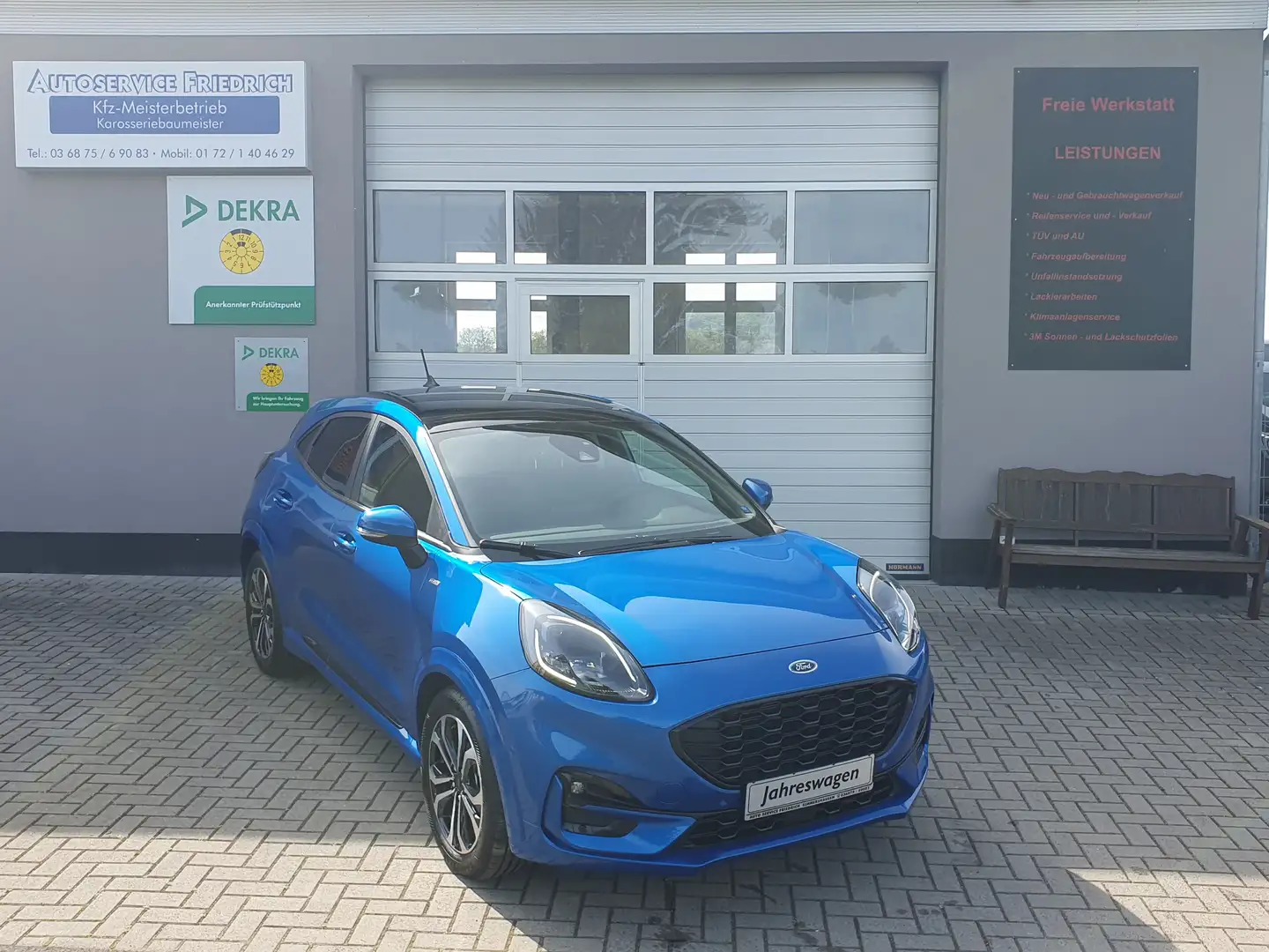 Ford Puma 1.0 EcoBoost Hybrid ST-LINE Blau - 2