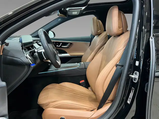 Mercedes-Benz 300 view 9