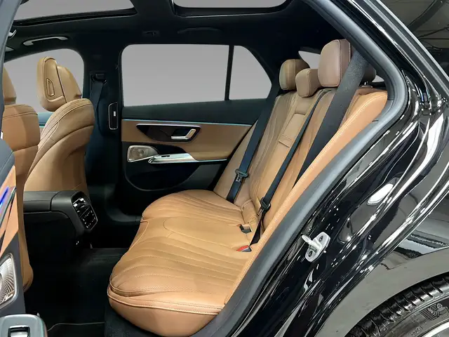 Mercedes-Benz 300 view 10