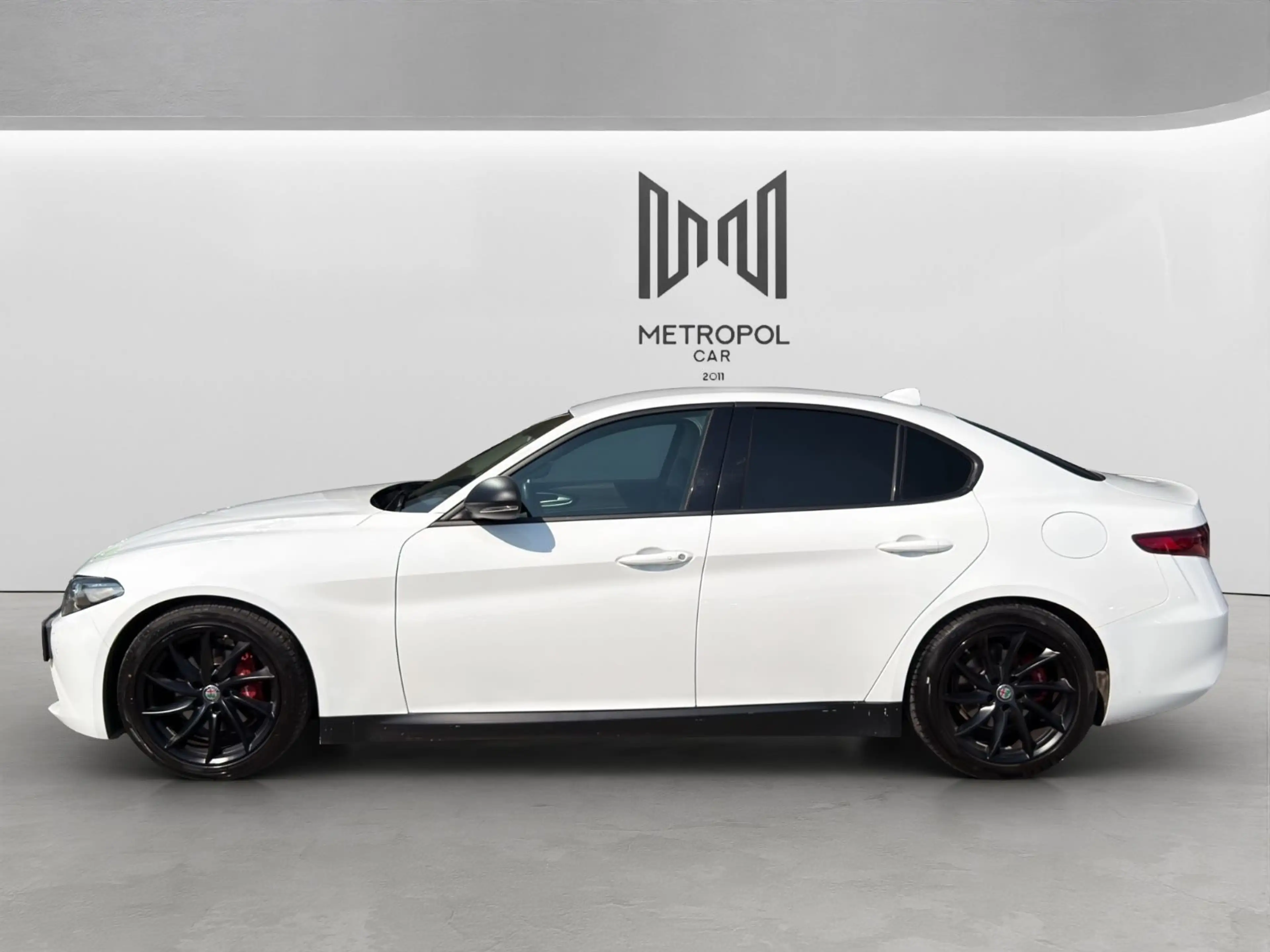 Alfa Romeo Giulia Super 2.2 JTDM *Garantie*Finanzierung* — photo 4
