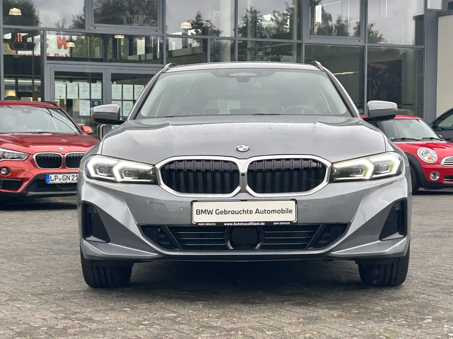 BMW 318 318 i Aut. Touring / AHK / Innovationspaket Gris - 2
