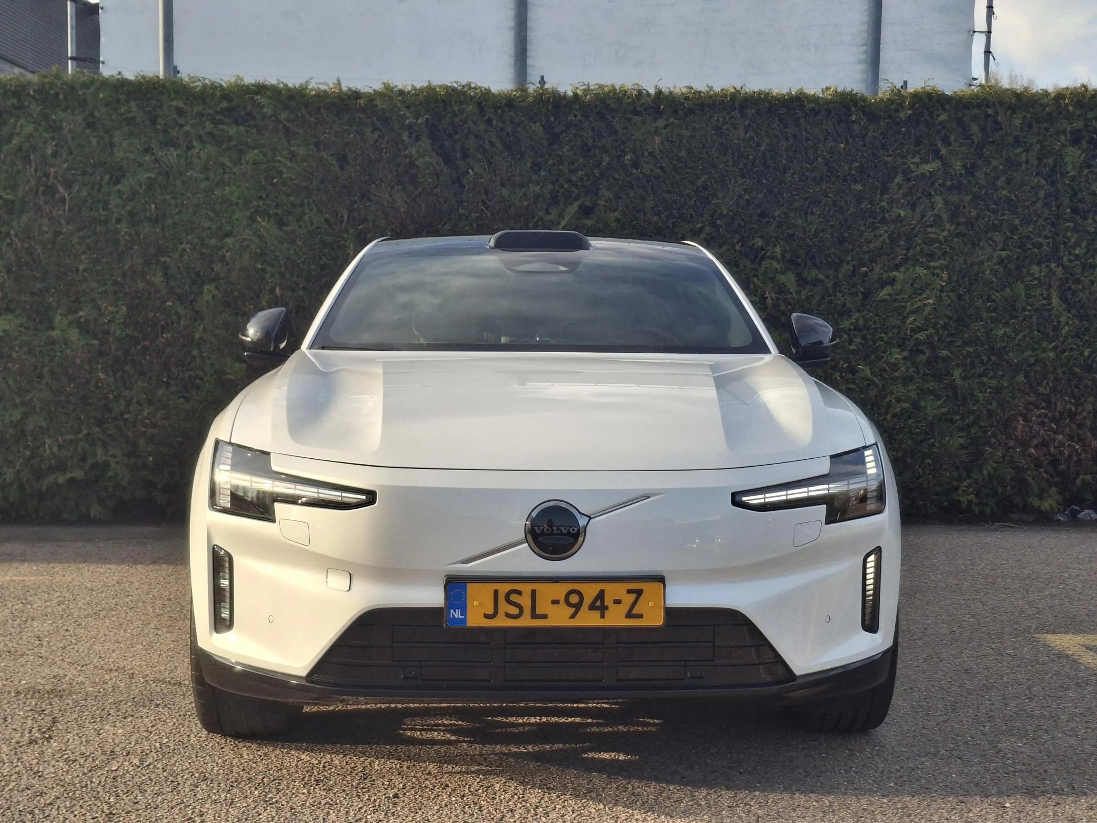 Volvo ES90 Single Motor Ext. R. Ultra Launch Edition 92 kWh | — photo 11