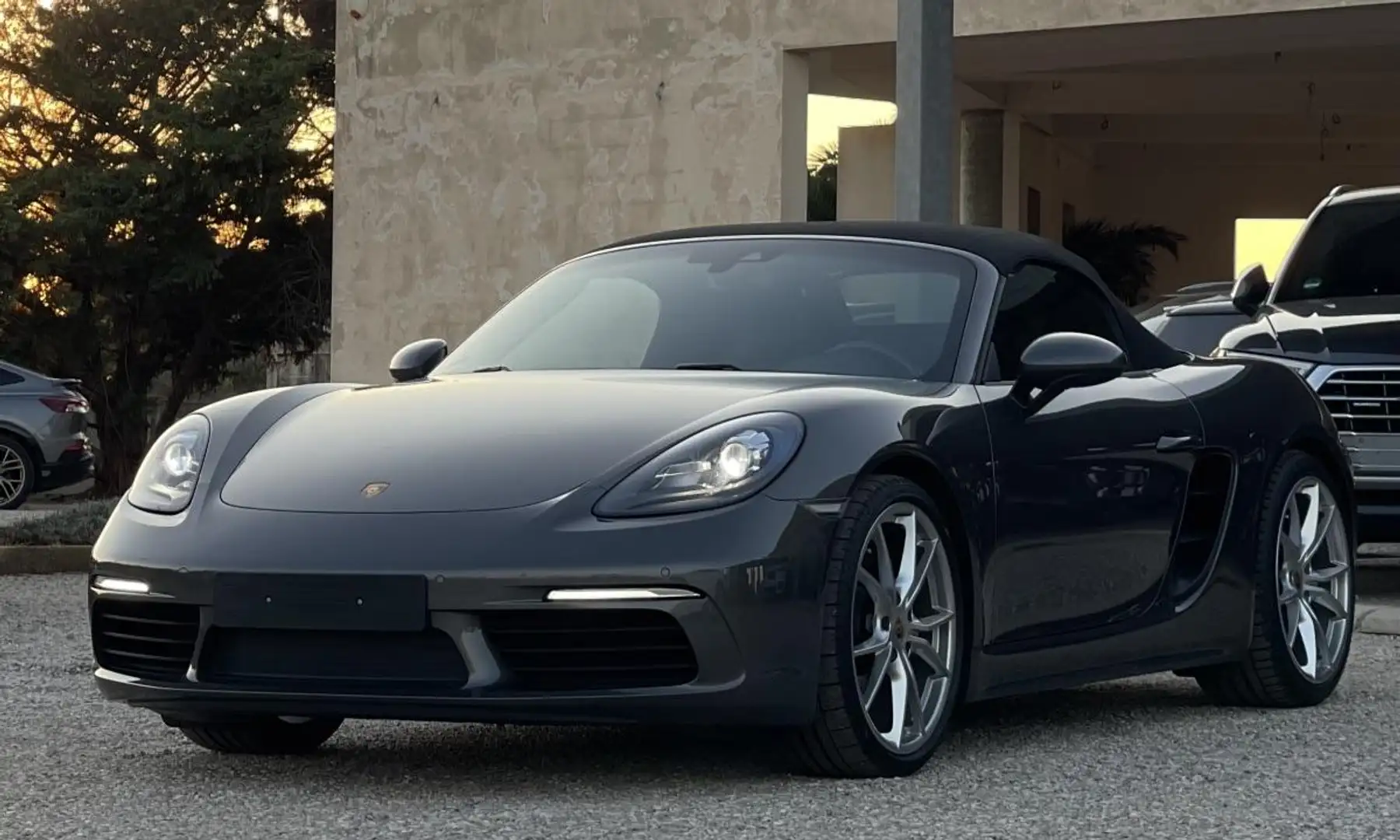 Porsche 718 Boxster Gris - 2