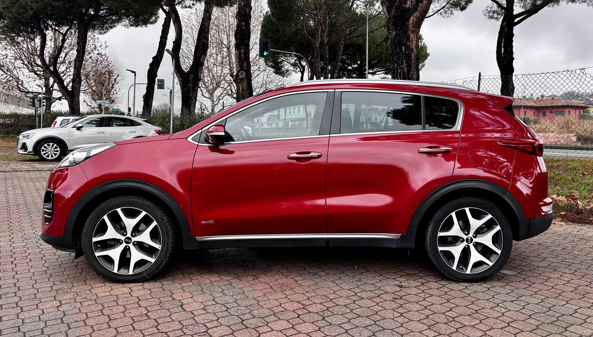 Kia Sportage Sportage IV 2.0 crdi GT Line Techno Pack awd 185cv Rosso - 2