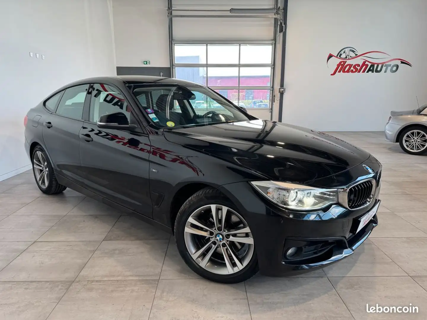 BMW 330 SERIE 330D XDRIVE 3.0 d 258cv SPORT-2015 Negro - 2