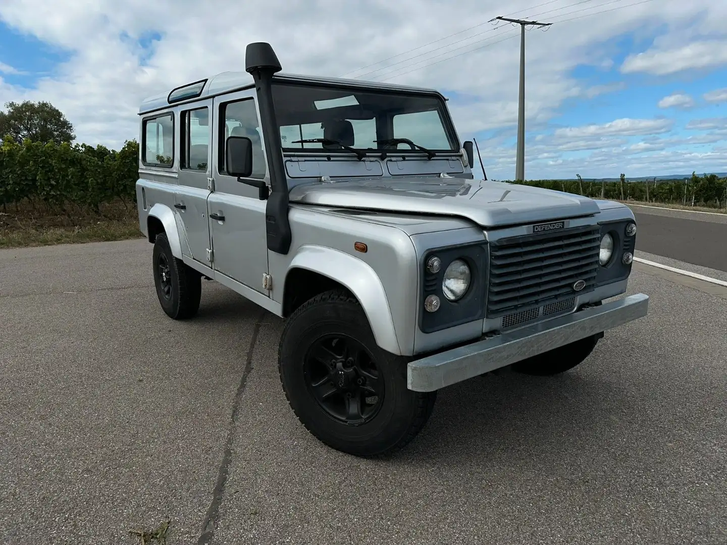 Land Rover Defender Argent - 2
