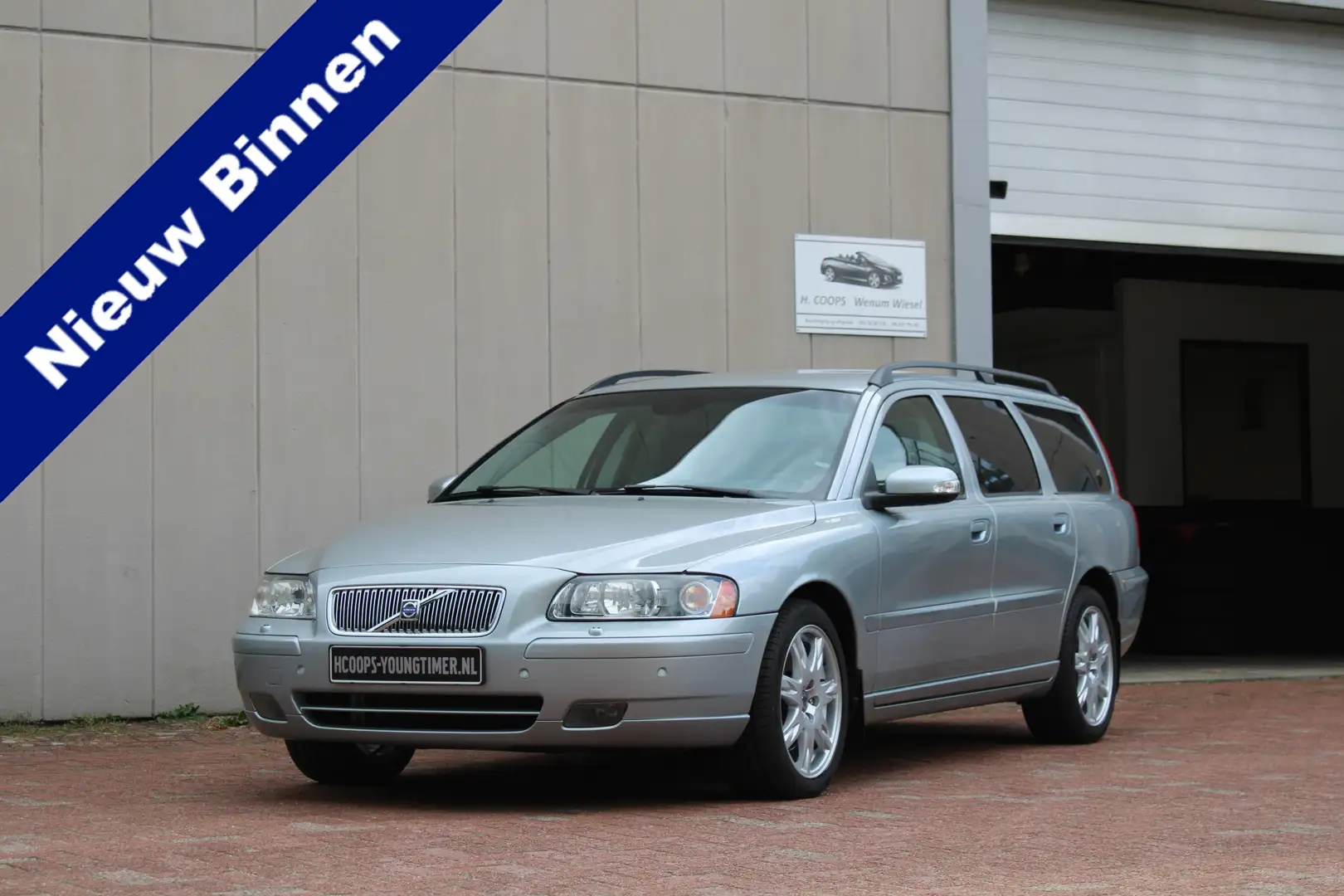 Volvo V70 2.5T AUTOMAAT YOUNGTIMER incl. 21% BTW Gris - 1
