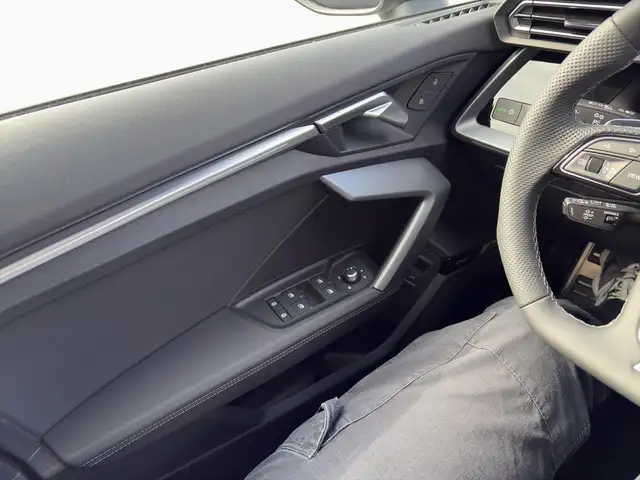 Audi A3 view 11