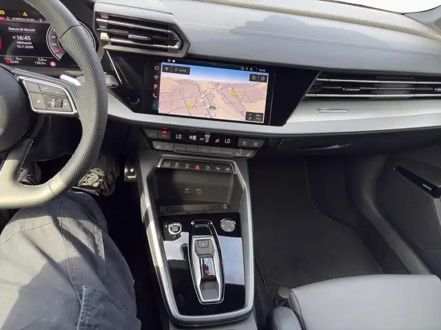 Audi A3 view 9