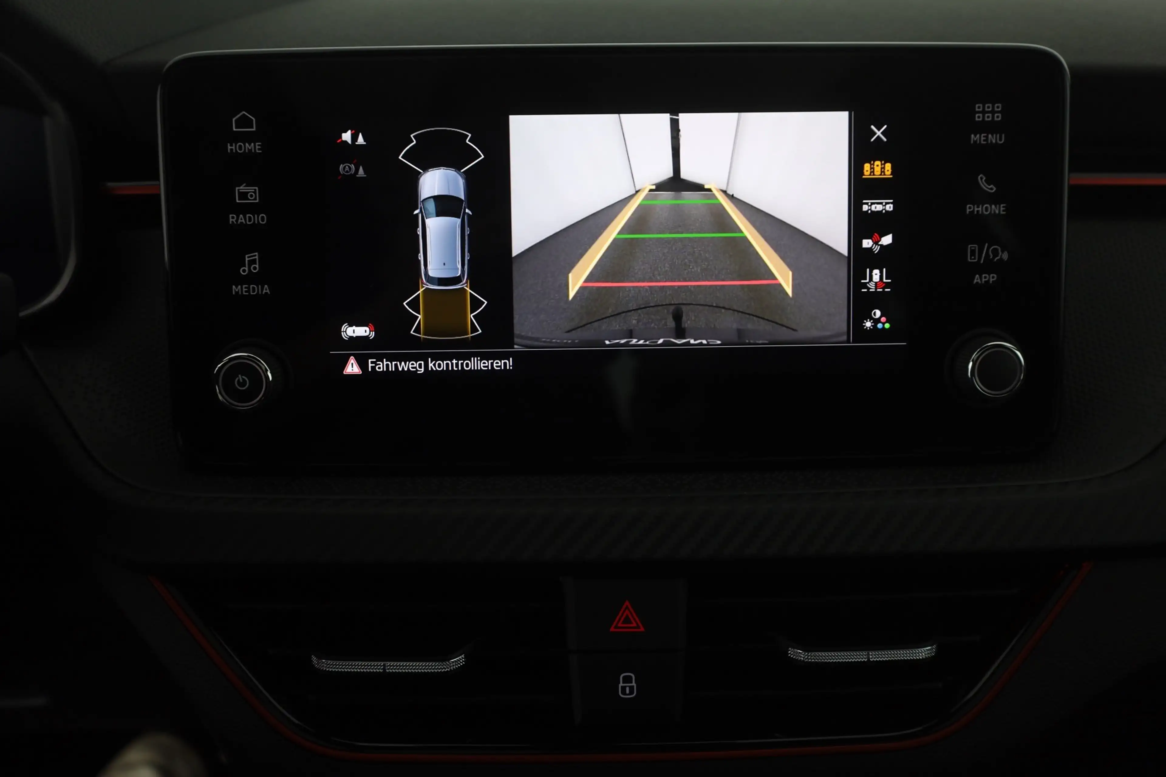 Skoda Kamiq Monte Carlo 1.5 TSI DSG LED Kamera AHK — photo 14