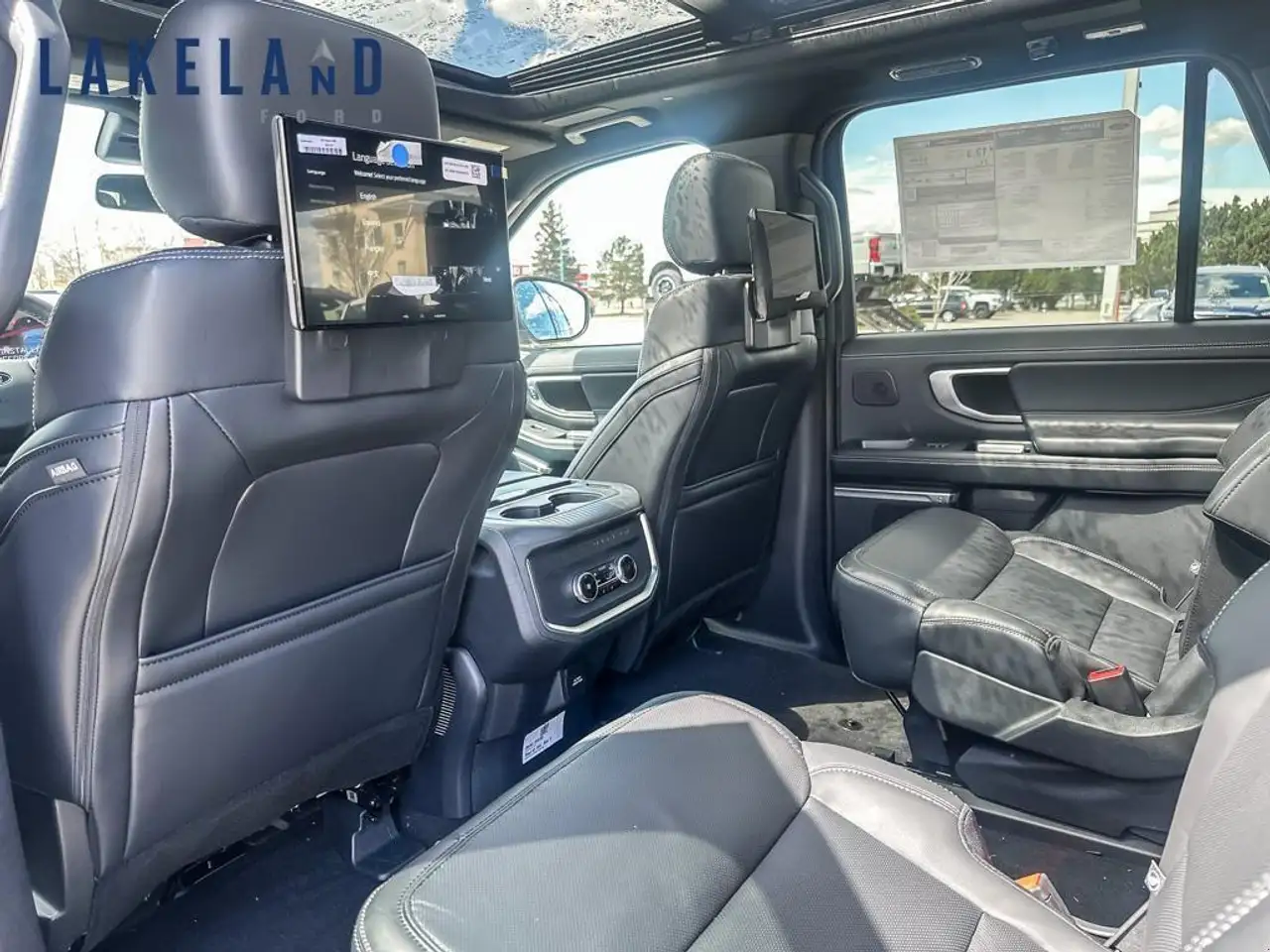 Ford Expedition снимка Ford Expedition