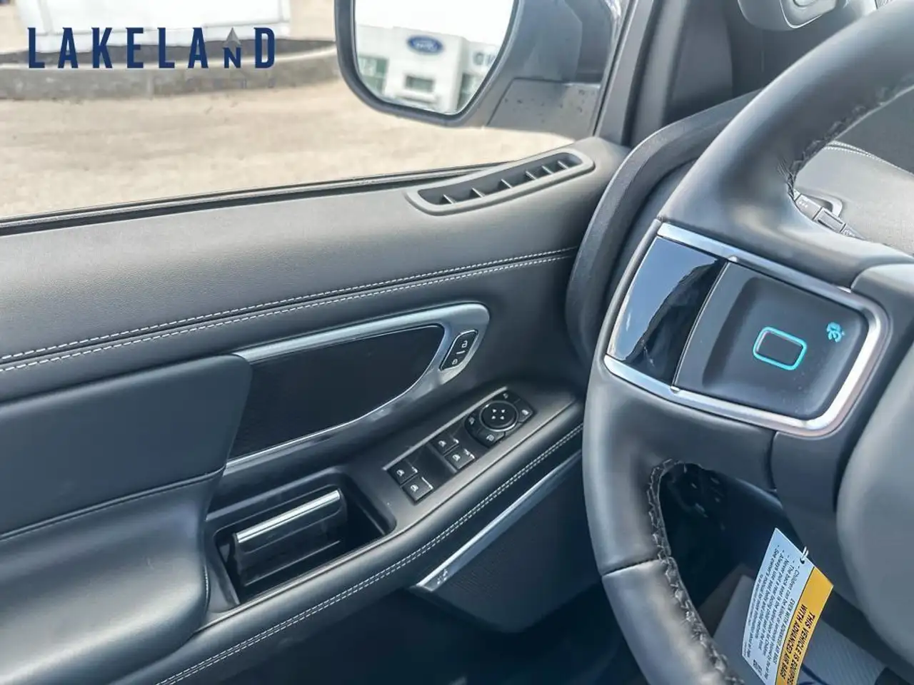 Ford Expedition снимка Ford Expedition