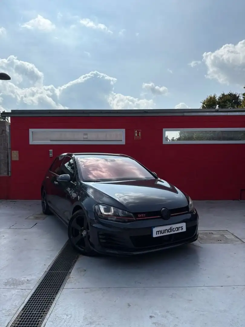 Volkswagen Golf 2.0 TSI 220cv DSG GTI BMT Schwarz - 2