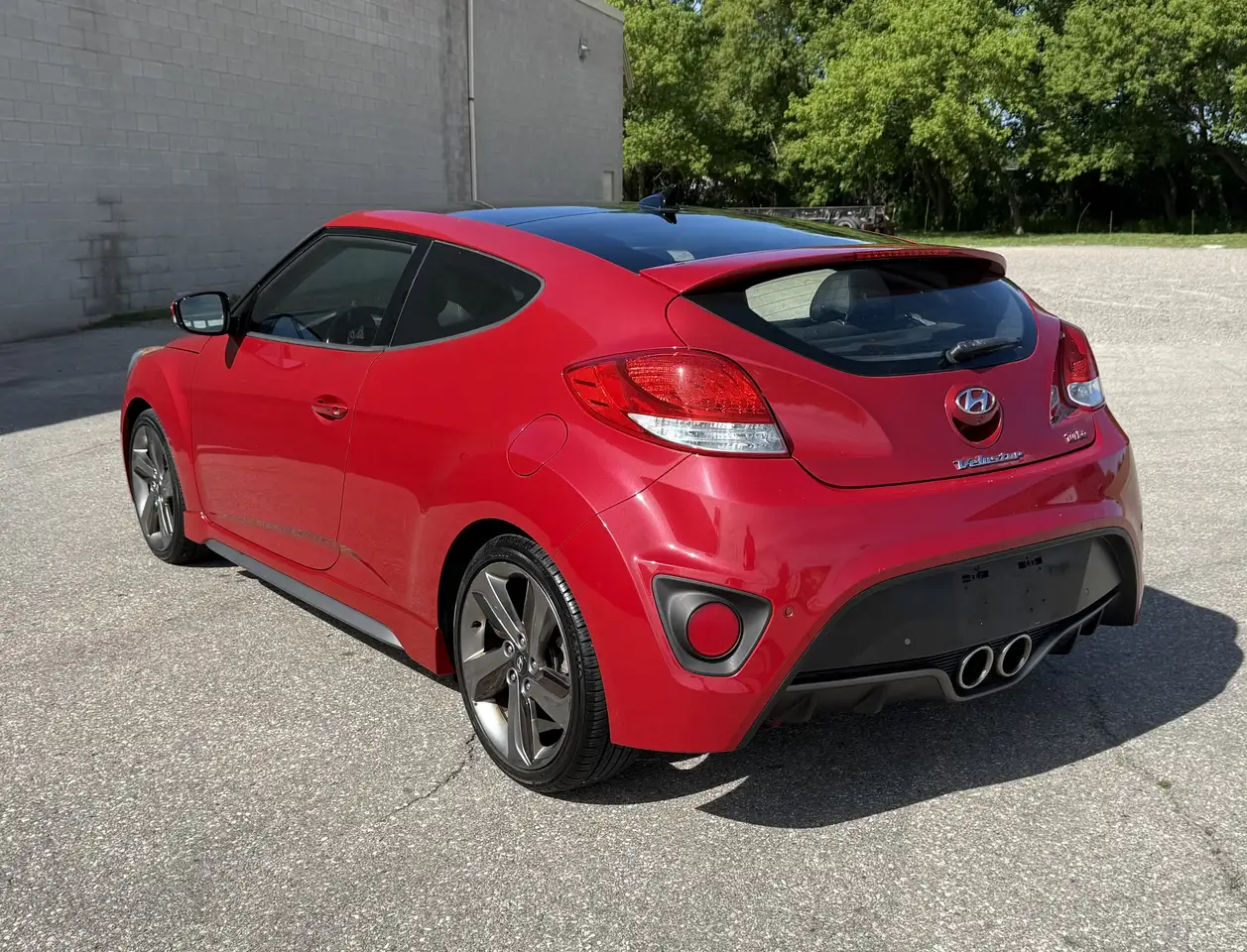Hyundai VELOSTER снимка Hyundai VELOSTER