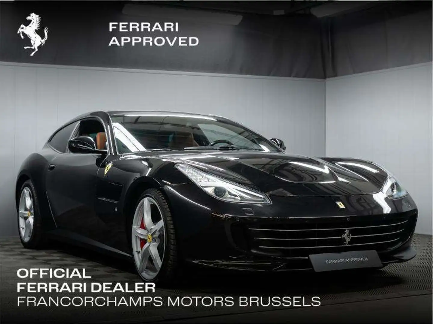 Ferrari GTC4 Lusso V12 Noir - 1