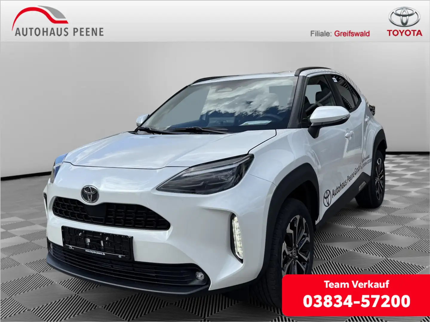 Toyota Yaris Cross 1.5 Hybrid FWD Teamplayer ACC LED Weiß - 1