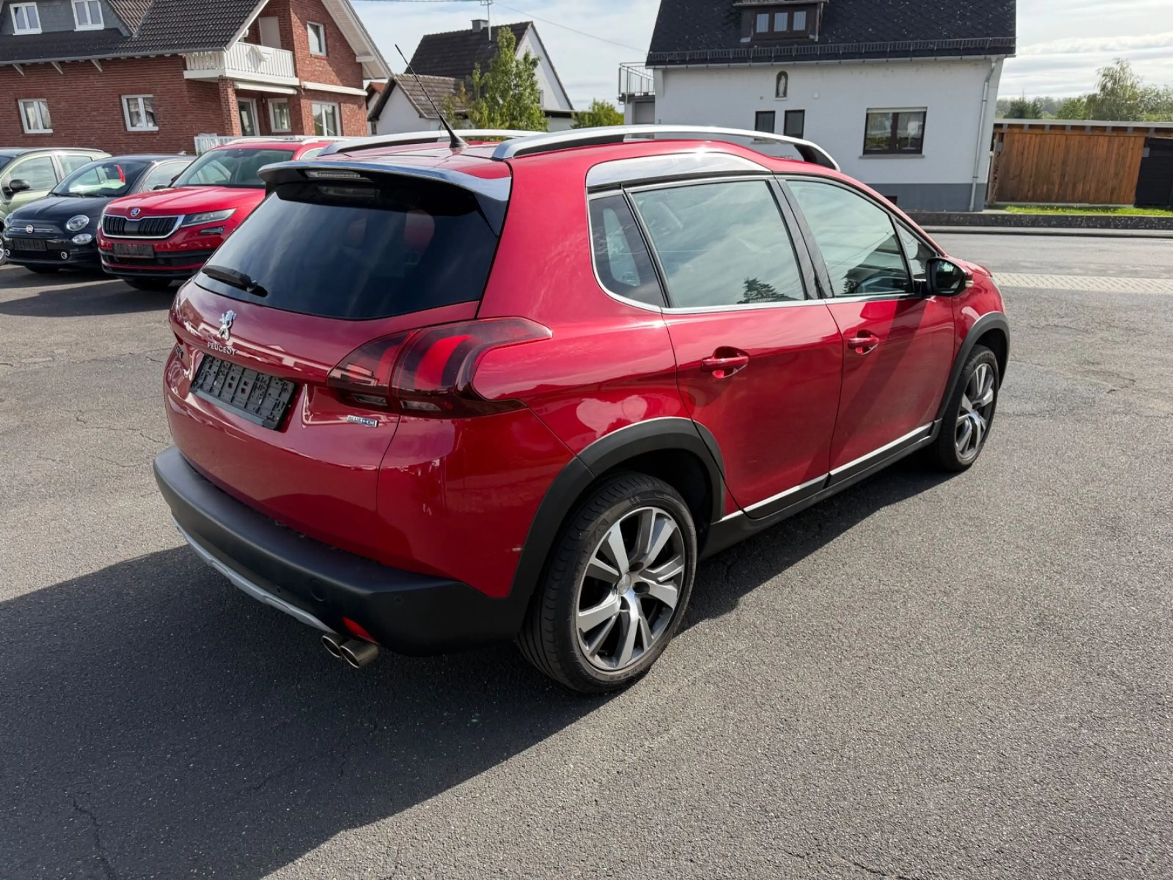 Peugeot 2008 Allure AHK Panorama R.Kamera — photo 4