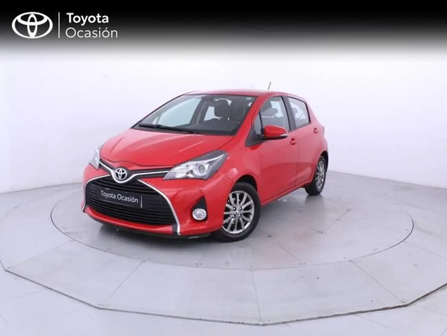 Toyota Yaris 100 Active Rojo - 1