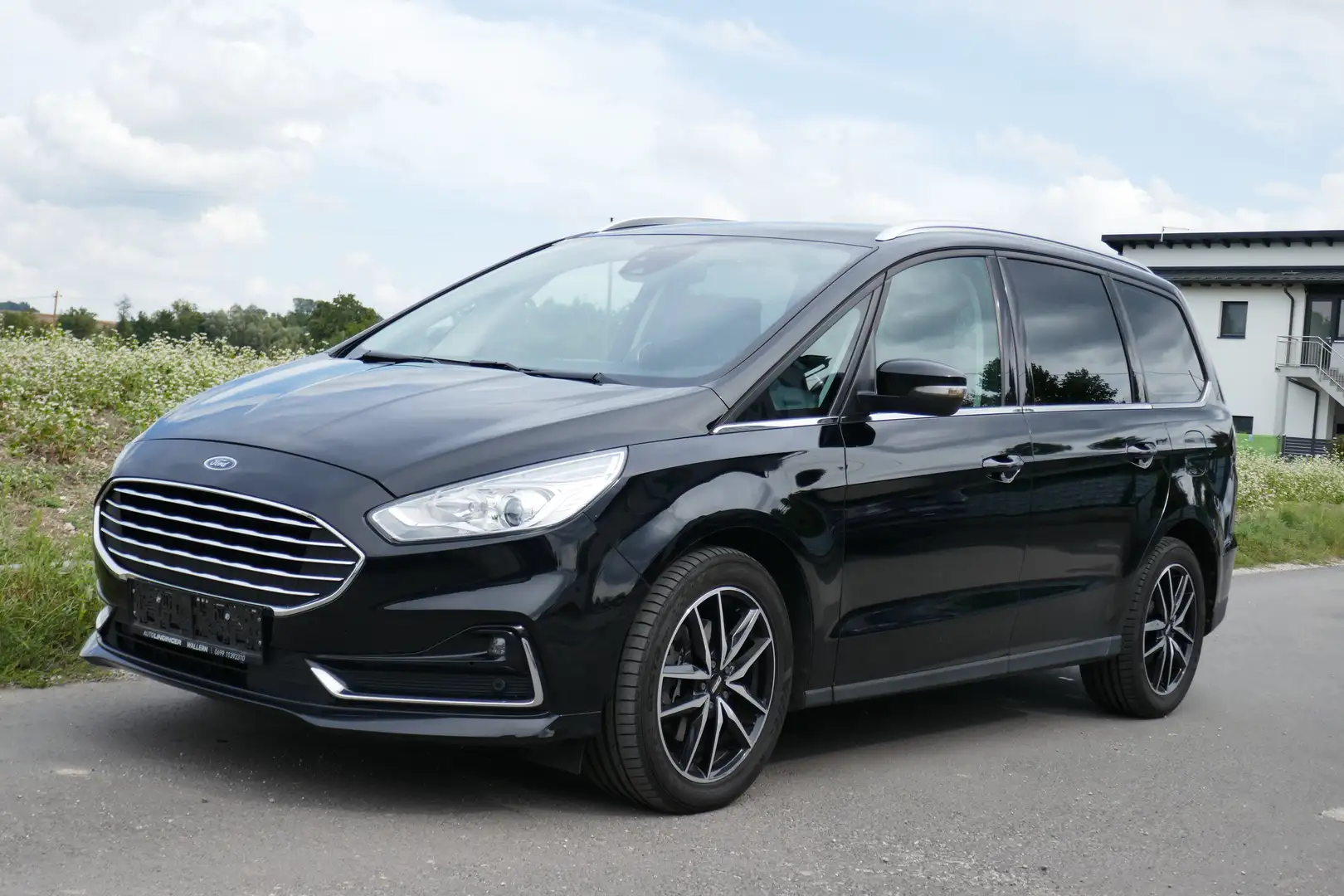 Ford Galaxy Titanium Schwarz - 1