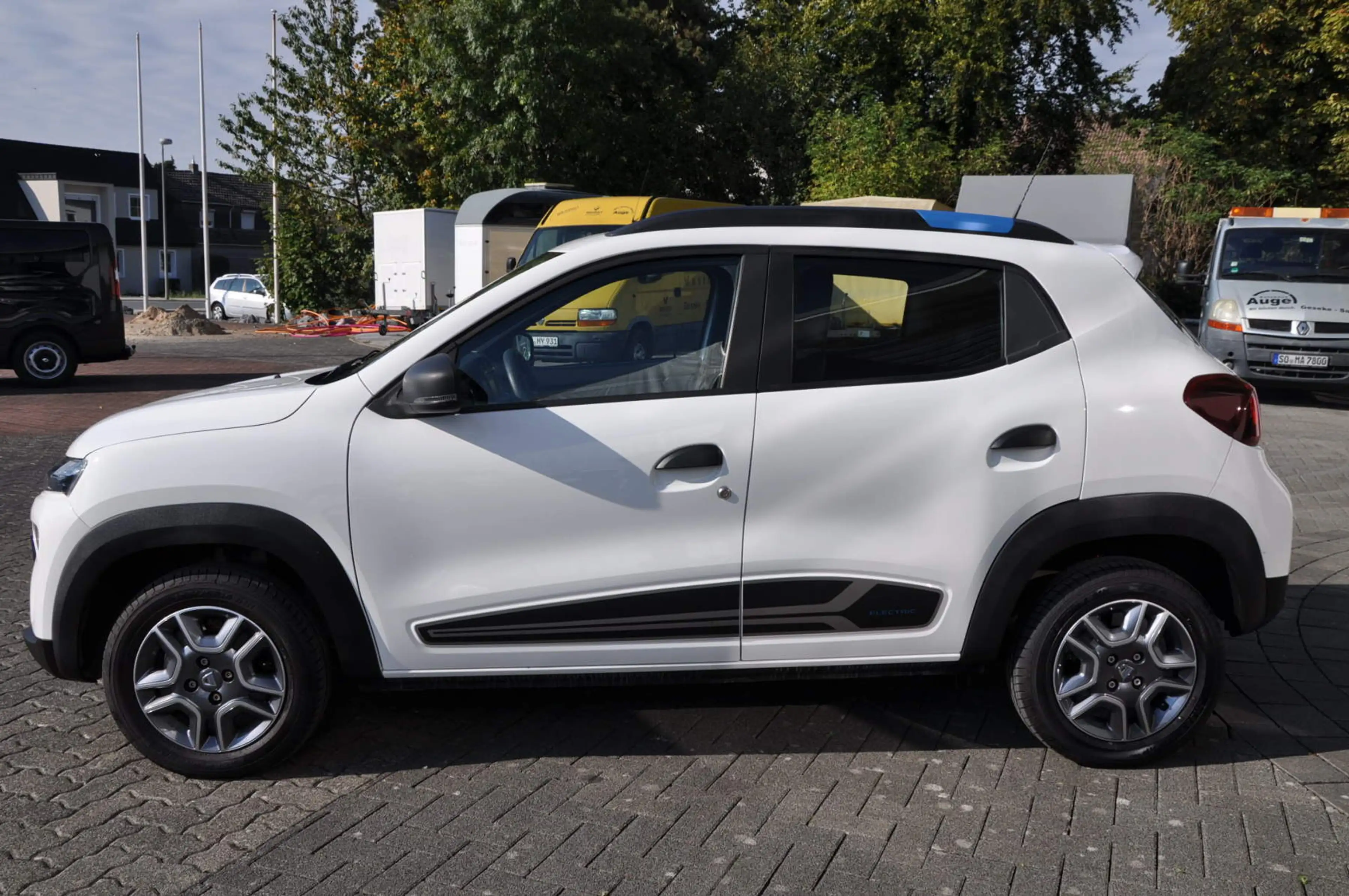 Dacia Spring Business 45 *PDC*Kamera*NAVI* — photo 9