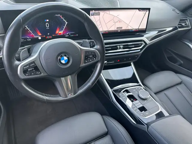 BMW 3 Series view 11
