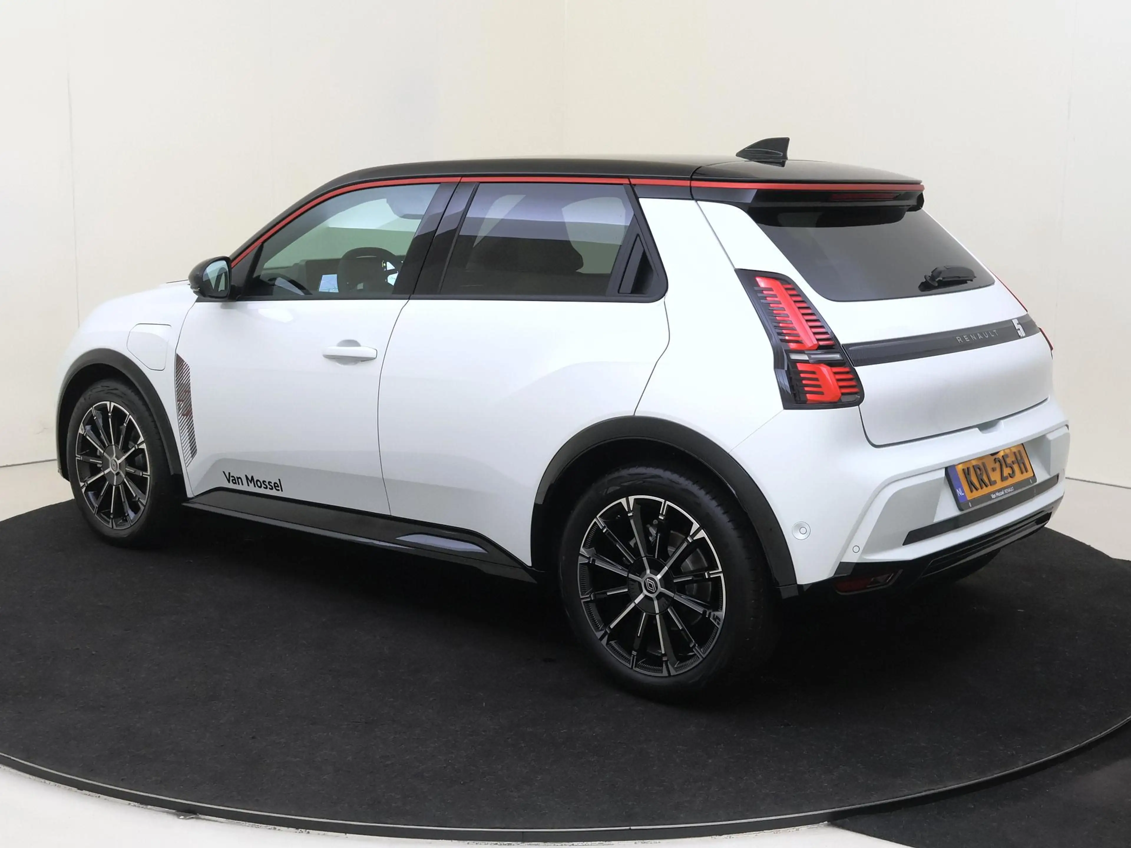 Renault R 5 urban range iconic cinq 40 kWh | Navigatie | Harma — photo 3