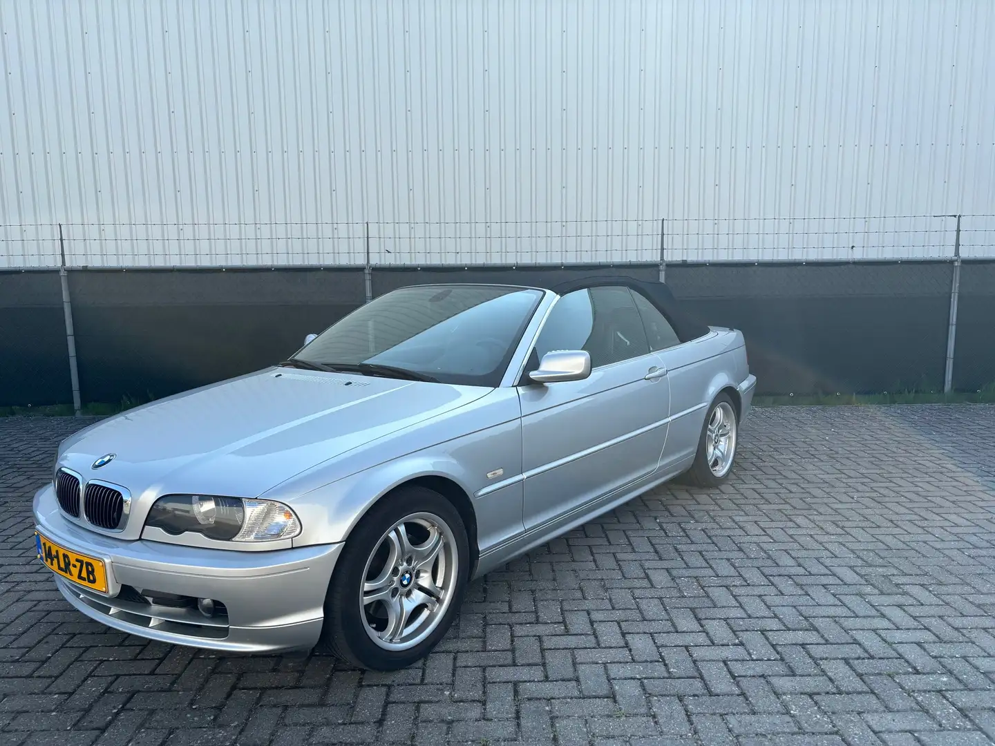 BMW 320 320Ci Executive 6 cilinder Gris - 1