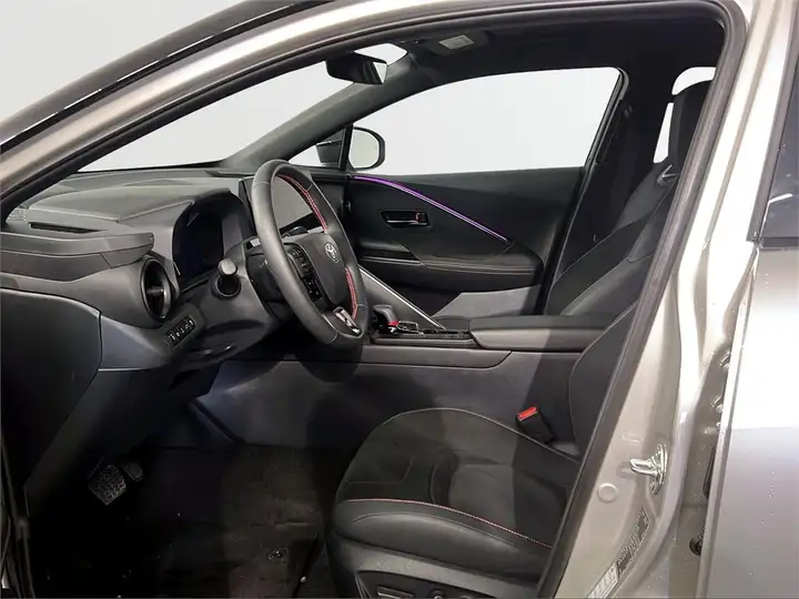 Toyota C-HR 220PH GR SPORT 2026, foto 12