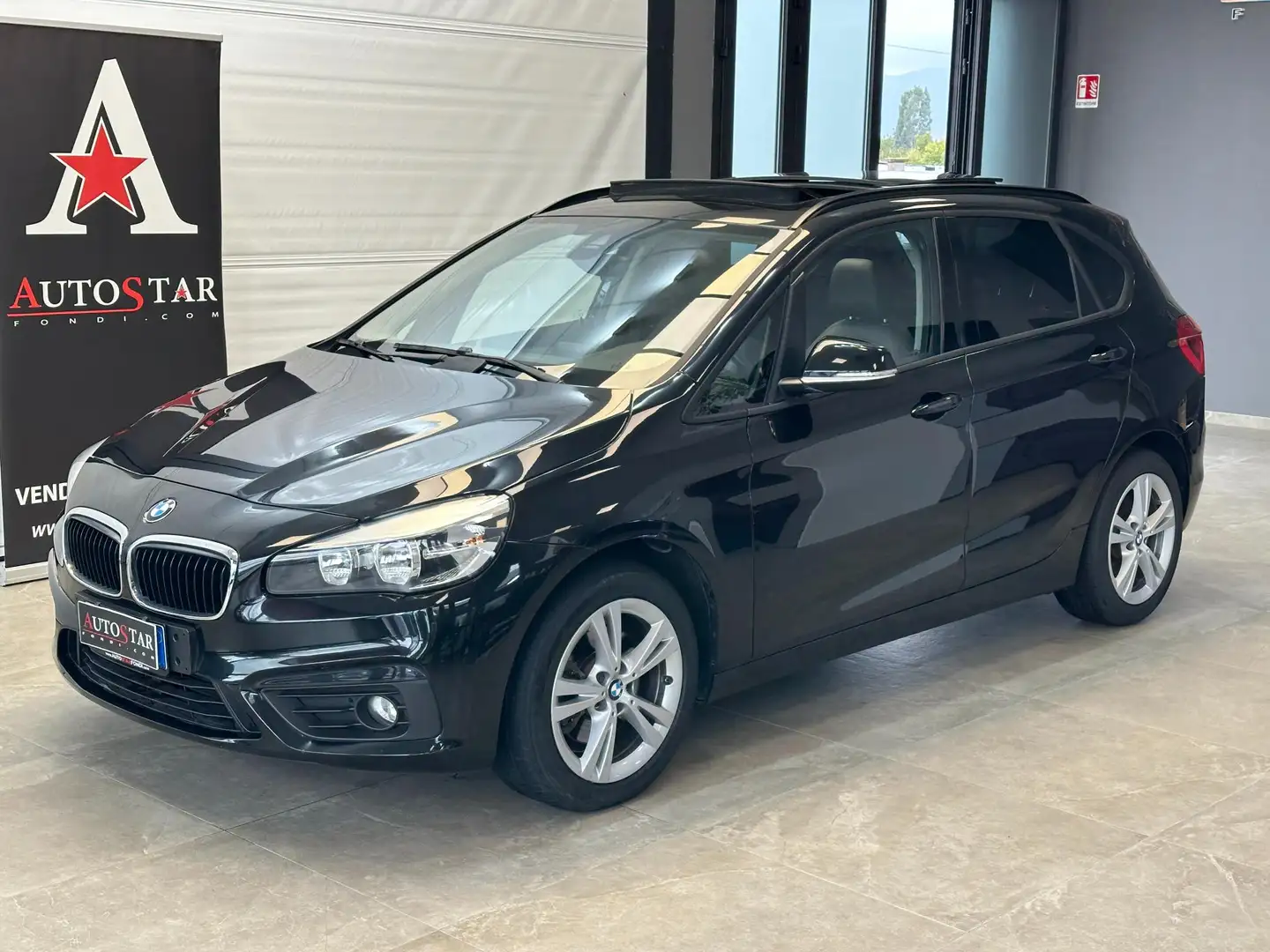 BMW 220 220d Active Tourer Luxury autoV - TETTO PANORAMICO APRIBILE Nero - 1