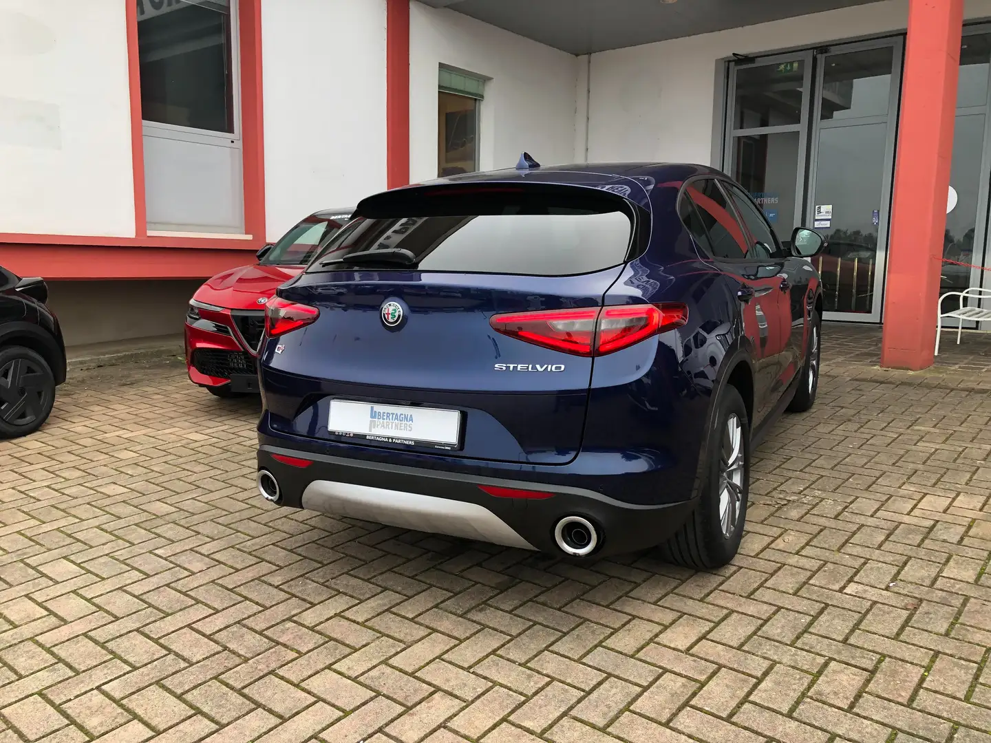 Alfa Romeo Stelvio 2.2 TD Executive Q4 190cv auto my19 Blu/Azzurro - 2