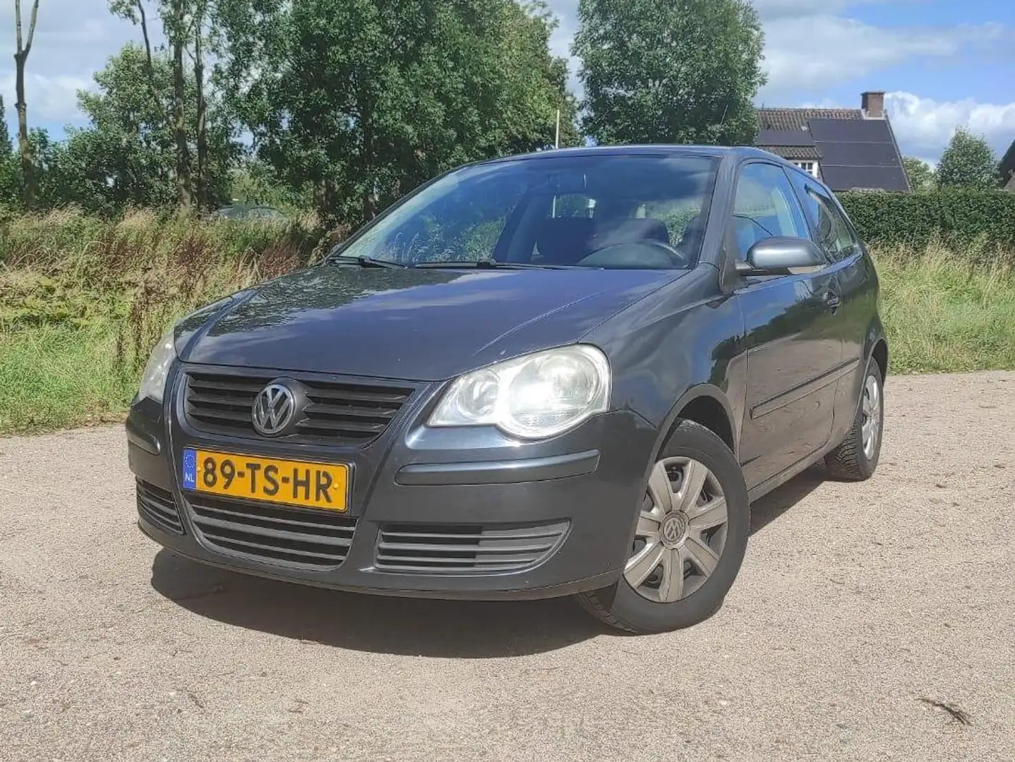 Volkswagen Polo Polo 1.2 Optive Grijs - 1