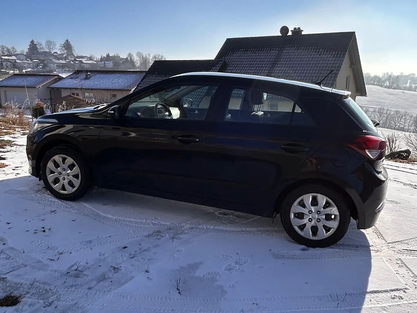 Hyundai i20 i20 1.2 Schwarz - 2