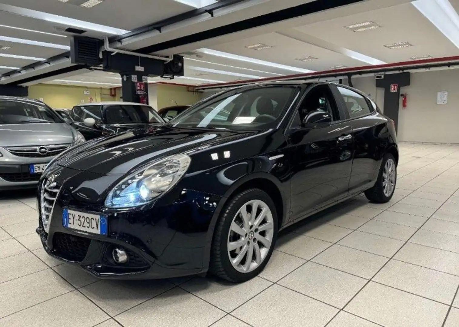 Alfa Romeo Giulietta Giulietta III 2010 1.6 jtdm Distinctive E5+ Nero - 1
