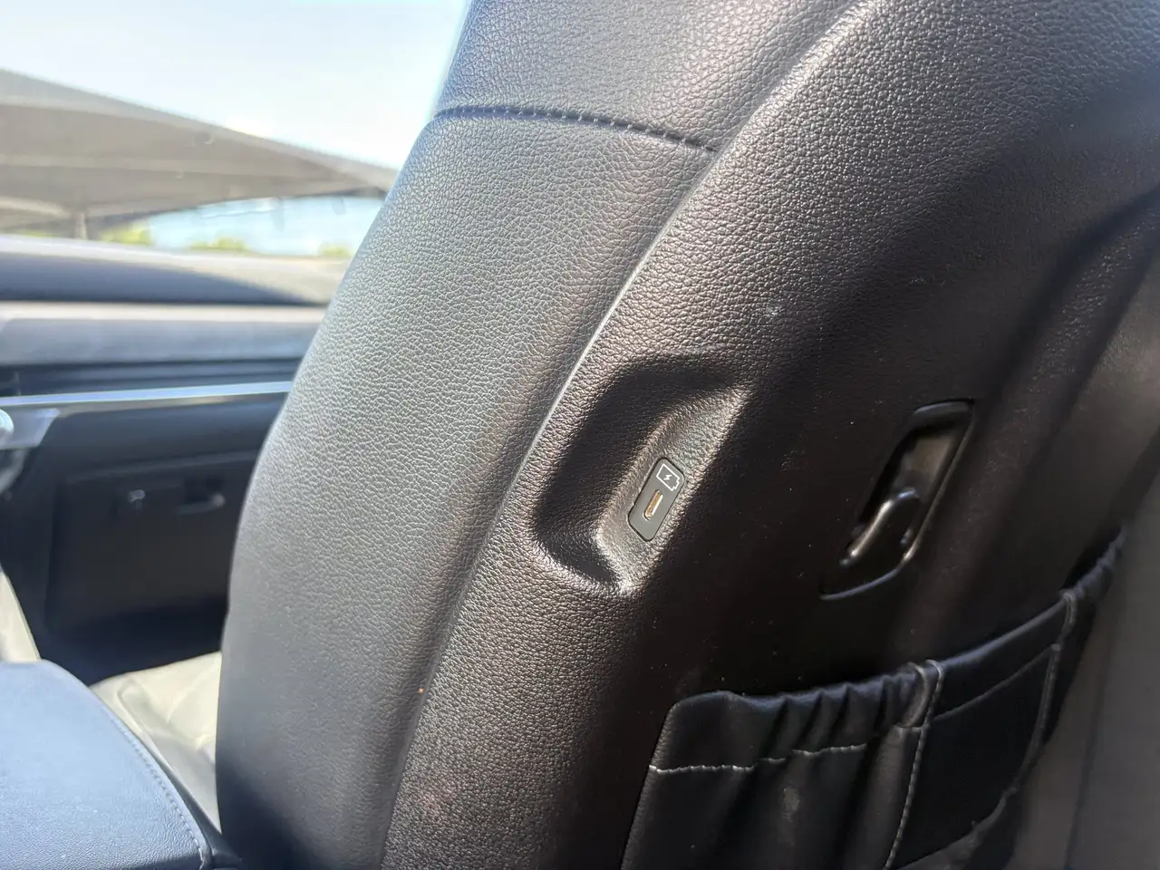 Kia Telluride photo Kia Telluride