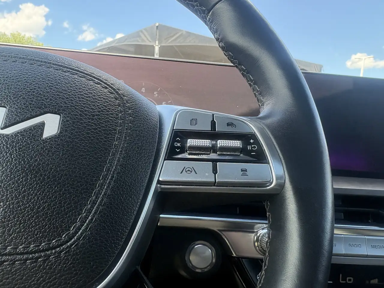 Kia Telluride photo Kia Telluride