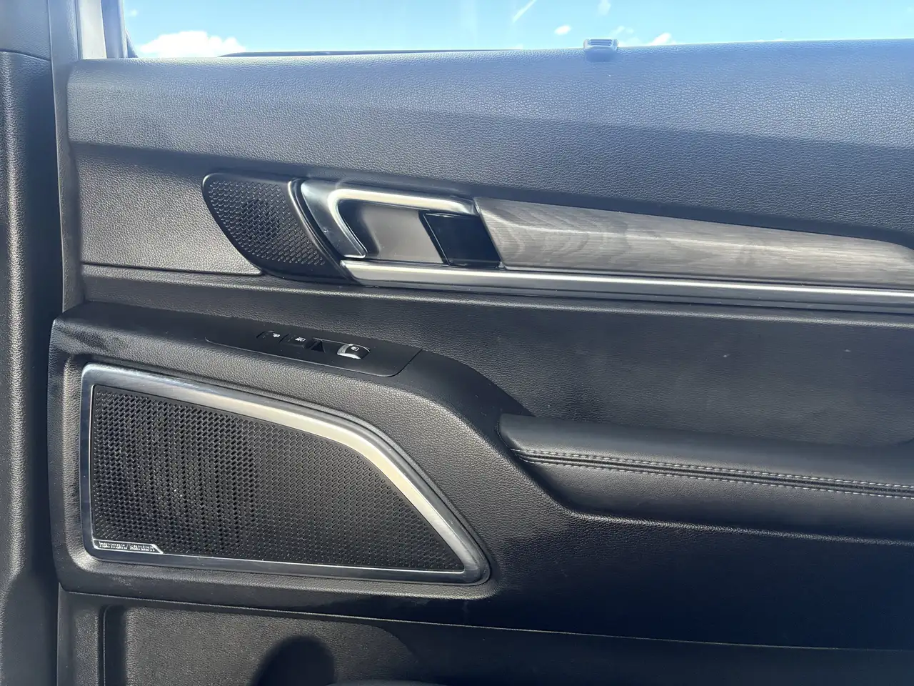 Kia Telluride photo Kia Telluride