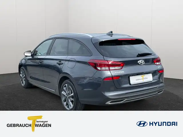 Hyundai i30 view 7