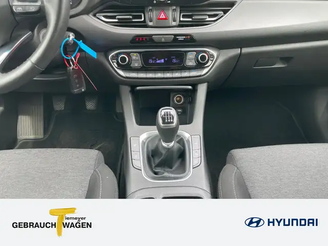 Hyundai i30 view 13